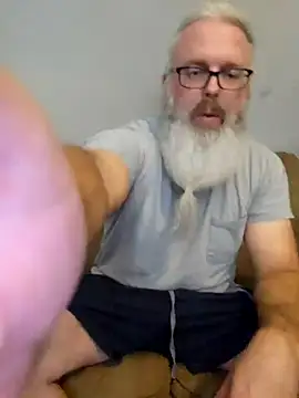 Snapshot of HardSteele97 chatting on December 14, 7:29 pm HardSteele97 online show from December 14, 7:29 pm