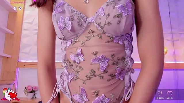 Snapshot of Sopphiaa_Payton chatting on March 19, 6:44 pm Sopphiaa Payton online show from March 19, 6:44 pm