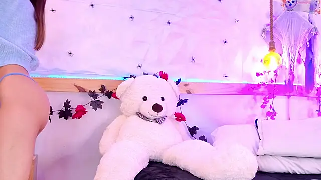 Snapshot of Sopphiaa_Payton chatting on October 9, 12:47 pm Sopphiaa Payton online show from October 9, 12:47 pm