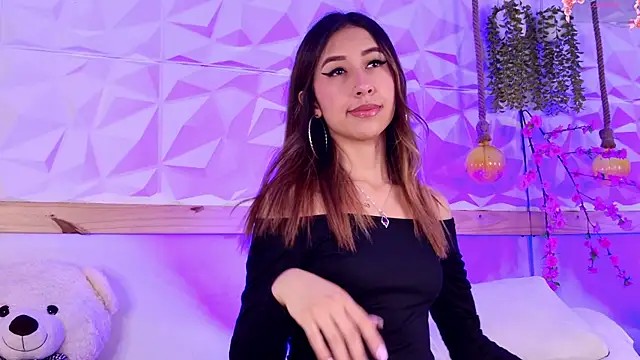 Snapshot of Sopphiaa_Payton chatting on November 24, 12:49 pm Sopphiaa Payton online show from November 24, 12:49 pm