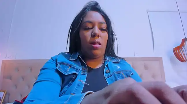 emma purple  online show from March 7, 6:22 pm