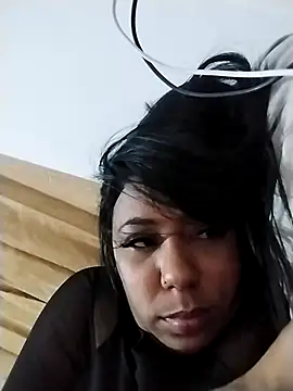 emma purple  online show from March 23, 8:48 am