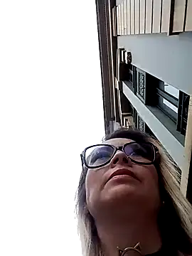 CandieGilson   online show from September 14, 11:31 am