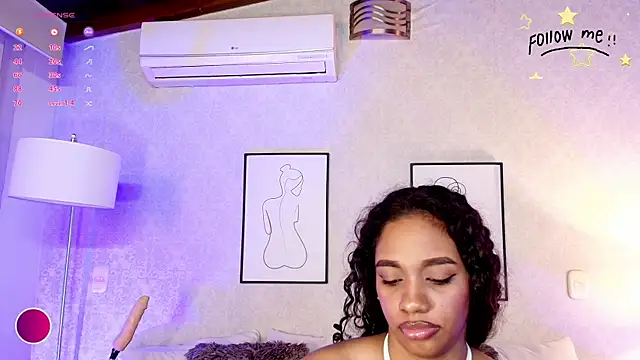 Snapshot of afrodita_smith08 chatting on February 9, 10:11 pm afrodita smith08 online show from February 9, 10:11 pm