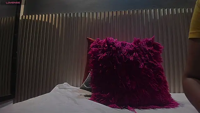 Aida-nicolle online show from March 5, 10:00 am