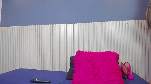 Aida-nicolle online show from September 10, 10:04 am