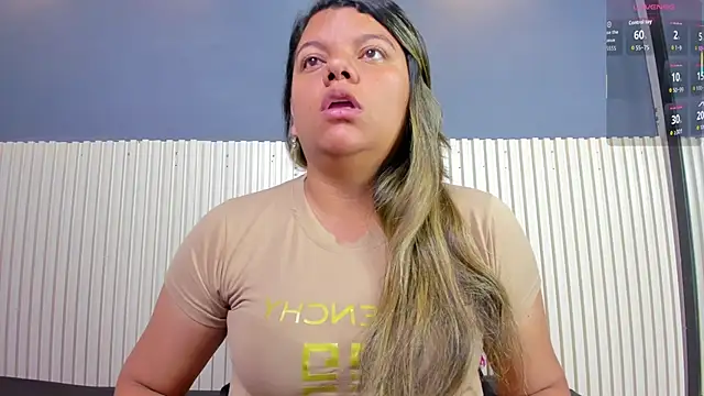 Aida-nicolle online show from October 10, 11:09 am