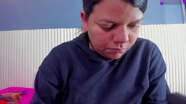 Aida-nicolle online show from November 29, 9:56 am