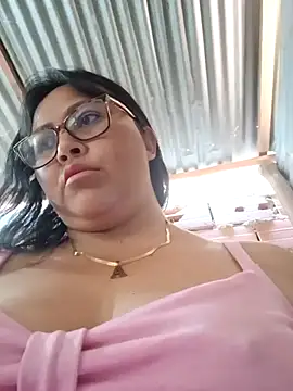 promiscuous-indecent-momm online show from March 16, 6:12 pm