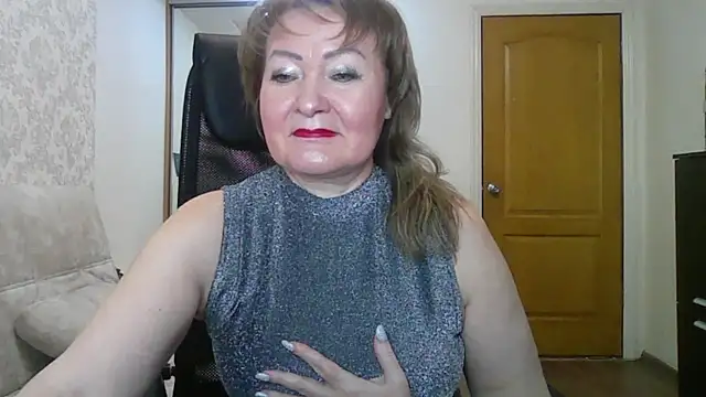 Victoria secrets  online show from February 28, 2:20 pm