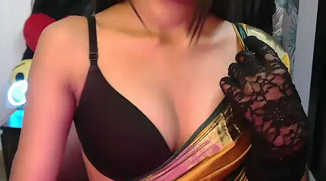 Snapshot of jenifermedow chatting on March 6, 4:08 am jenifermedow online show from March 6, 4:08 am