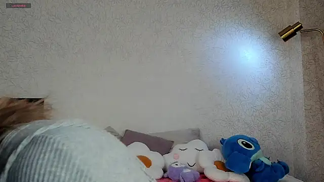 TaiteBayles online show from November 26, 1:17 am