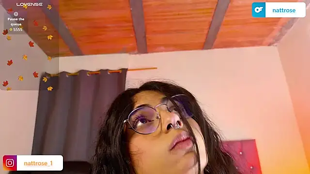 NATTROSE TAY online show from November 6, 11:00 am