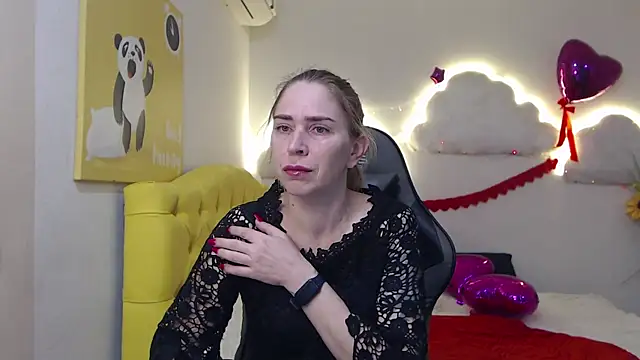 TessaDaybreak online show from March 16, 7:26 am