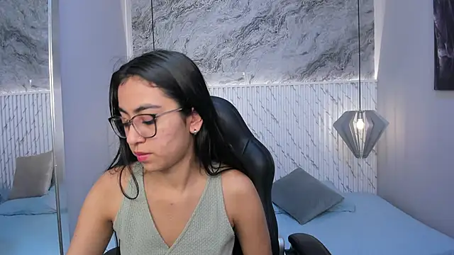 lucelly 15 online show from March 20, 11:38 am