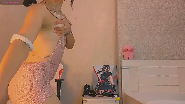 Snapshot of Demonic_Angel_ chatting on November 25, 10:15 am Demonic Angel online show from November 25, 10:15 am