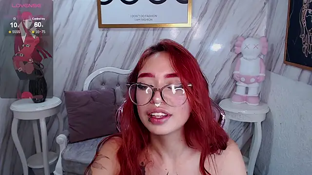 Snapshot of Anni_acker_b chatting on March 10, 10:45 pm Anni acker b online show from March 10, 10:45 pm