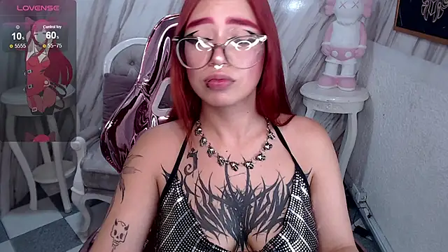 Snapshot of Anni_acker_b chatting on March 12, 8:10 pm Anni acker b online show from March 12, 8:10 pm