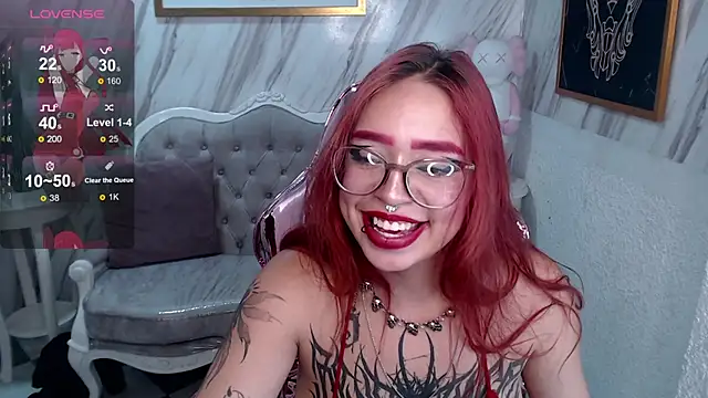 Snapshot of Anni_acker_b chatting on March 13, 10:32 pm Anni acker b online show from March 13, 10:32 pm