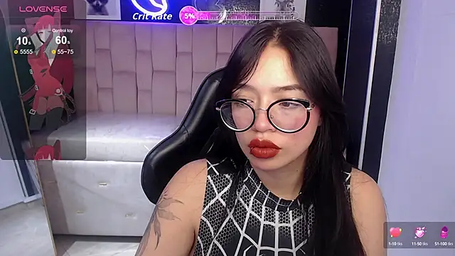 Snapshot of Anni_acker_b chatting on September 12, 12:49 pm Anni acker b online show from September 12, 12:49 pm