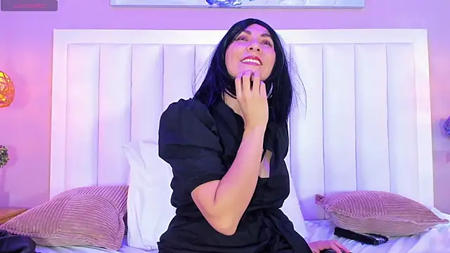 EvaMillins online show from March 7, 7:52 am