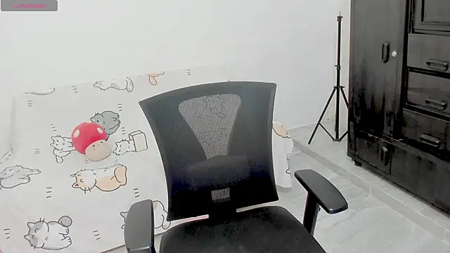 Naoko 7w7 online show from November 26, 10:33 pm