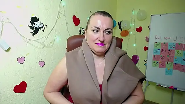 DianaMGG online show from February 27, 6:07 am