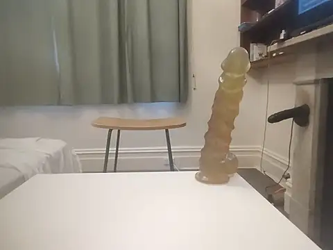 Snapshot of MystiqueRider chatting on February 16, 7:37 am MystiqueRider online show from February 16, 7:37 am