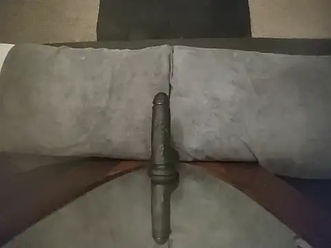 Snapshot of MystiqueRider chatting on March 6, 7:57 am MystiqueRider online show from March 6, 7:57 am