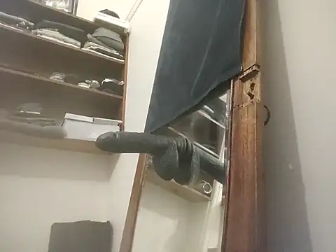 Snapshot of MystiqueRider chatting on March 14, 8:10 am MystiqueRider online show from March 14, 8:10 am