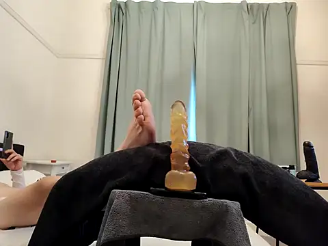 Snapshot of MystiqueRider chatting on March 15, 11:50 pm MystiqueRider online show from March 15, 11:50 pm