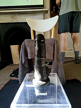 Snapshot of MystiqueRider chatting on November 23, 9:03 pm MystiqueRider online show from November 23, 9:03 pm