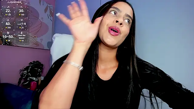 Bella walker  online show from October 5, 8:18 pm