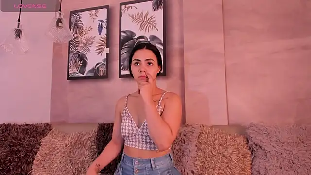 Snapshot of Natty_roberts_ chatting on February 23, 8:00 pm Natty roberts online show from February 23, 8:00 pm