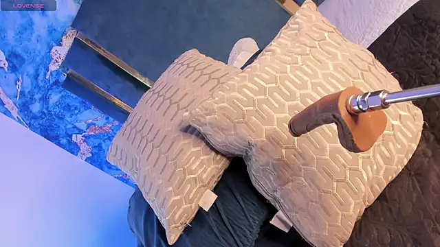 Snapshot of Natty_roberts_ chatting on November 26, 12:55 am Natty roberts online show from November 26, 12:55 am