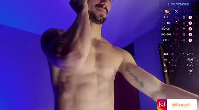 Snapshot of K_cique chatting on February 16, 9:27 pm K cique online show from February 16, 9:27 pm