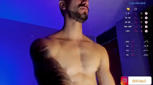 Snapshot of K_cique chatting on February 22, 12:38 am K cique online show from February 22, 12:38 am