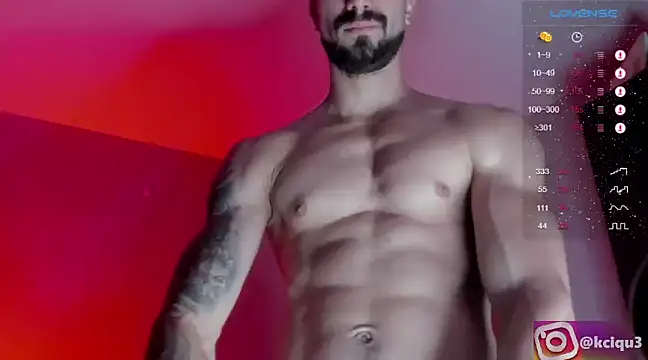 Snapshot of K_cique chatting on March 3, 10:52 pm K cique online show from March 3, 10:52 pm