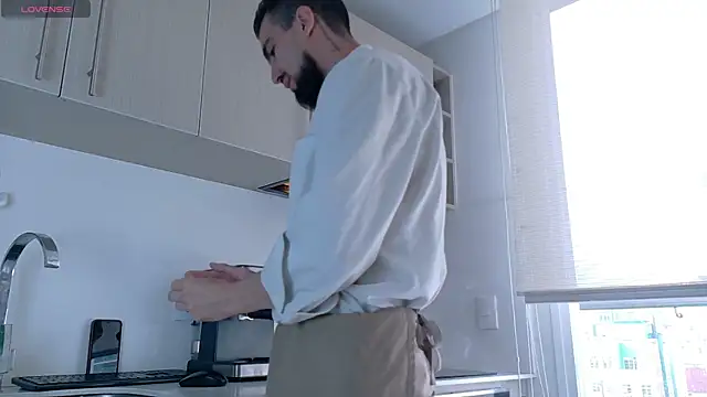 Snapshot of K_cique chatting on September 8, 9:03 pm K cique online show from September 8, 9:03 pm