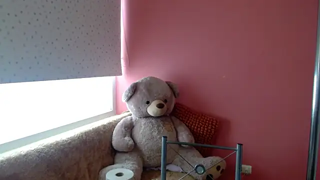 morahaze online show from December 14, 6:09 pm