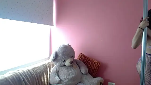 morahaze online show from December 17, 2:55 pm