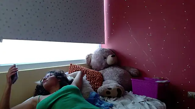 morahaze online show from January 4, 9:20 pm