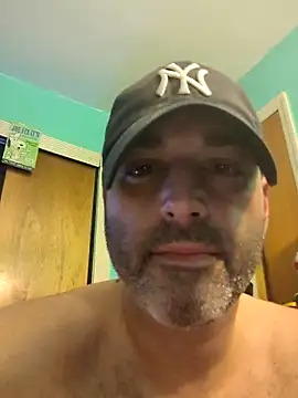 Snapshot of Novabear6996 chatting on March 11, 9:13 am Novabear6996 online show from March 11, 9:13 am