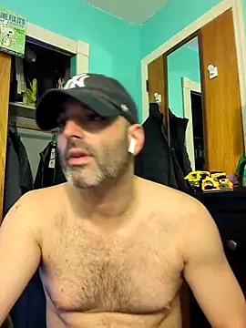 Snapshot of Novabear6996 chatting on March 13, 7:53 am Novabear6996 online show from March 13, 7:53 am