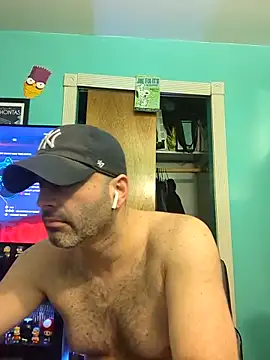 Snapshot of Novabear6996 chatting on March 19, 12:04 am Novabear6996 online show from March 19, 12:04 am