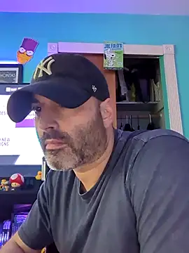 Snapshot of Novabear6996 chatting on October 1, 2:12 pm Novabear6996 online show from October 1, 2:12 pm