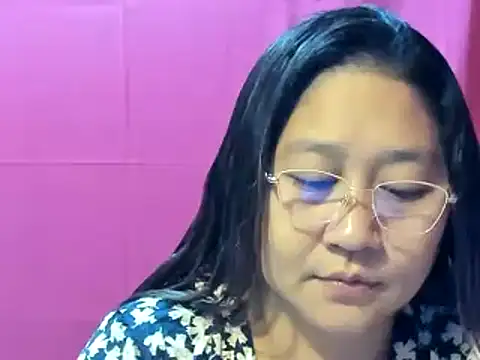 hotchubby88 online show from December 28, 10:44 pm