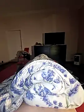 Snapshot of DerechteJunge chatting on September 22, 12:23 am DerechteJunge online show from September 22, 12:23 am