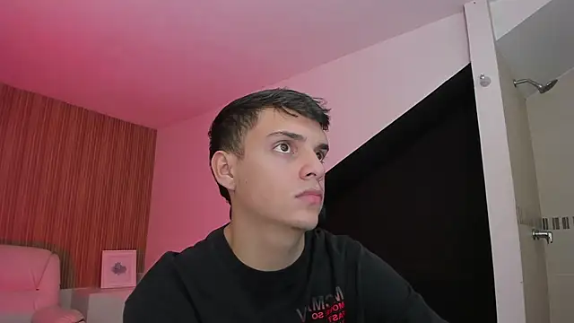 JacobRoberts1 online show from November 20, 8:52 pm