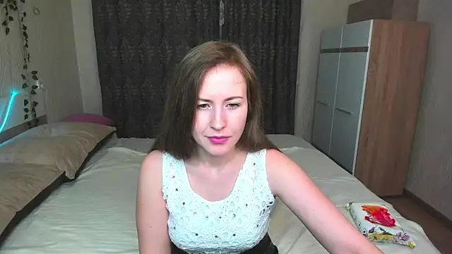 Snapshot of xeva_angelx chatting on March 2, 12:09 am xeva angelx online show from March 2, 12:09 am